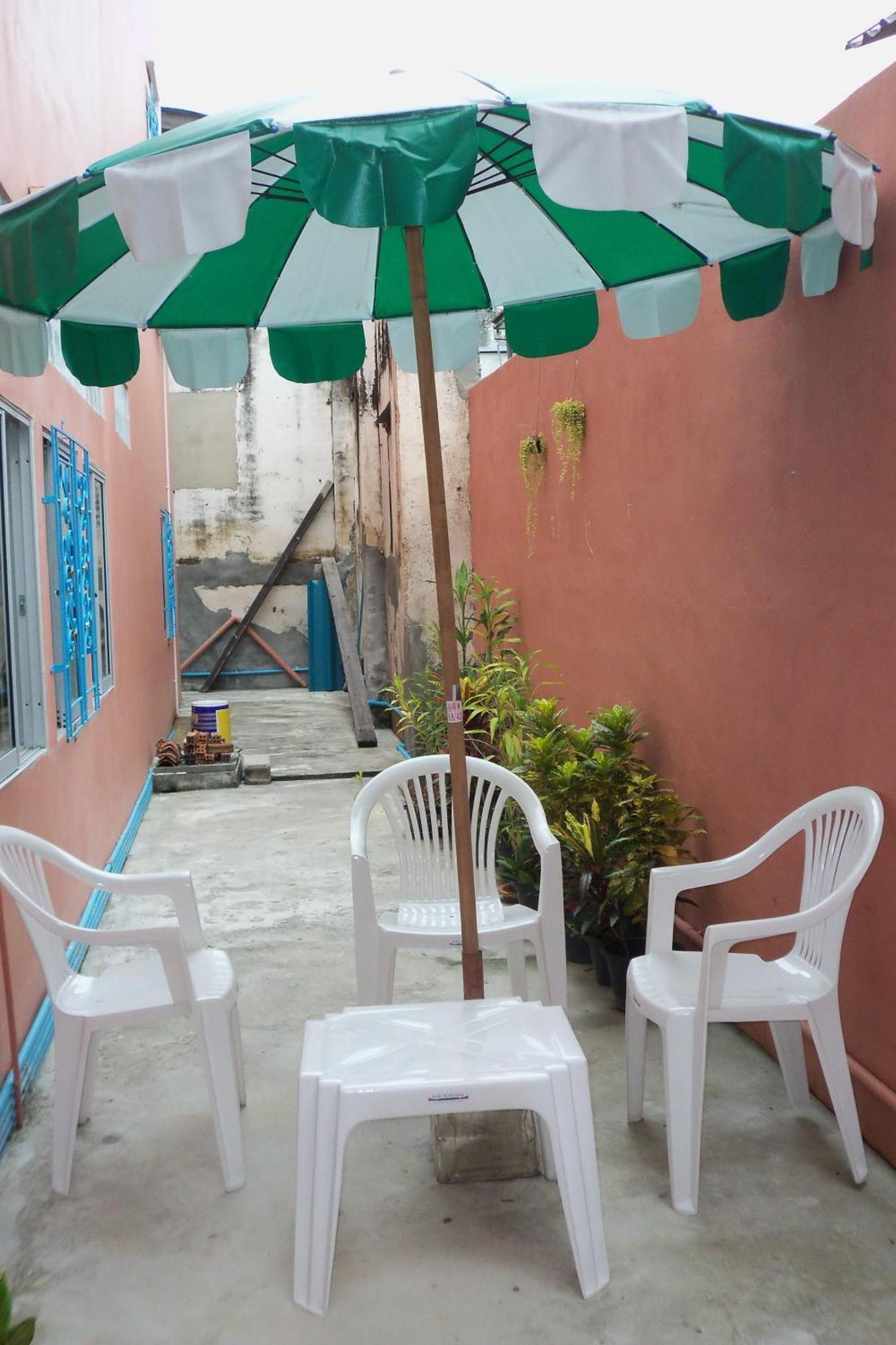 D'S Corner & Guesthouse Phuket Εξωτερικό φωτογραφία